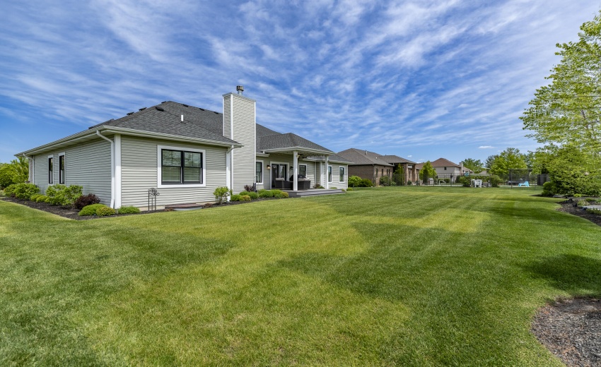 9863 Elle Ave-6