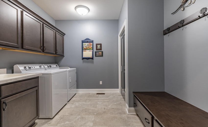 9863 Elle Ave-56