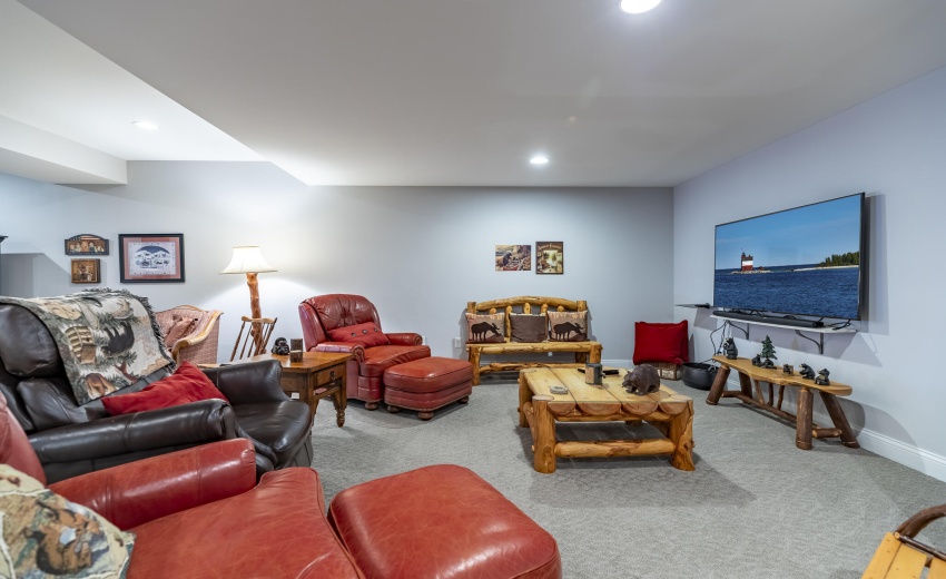 9863 Elle Ave-69