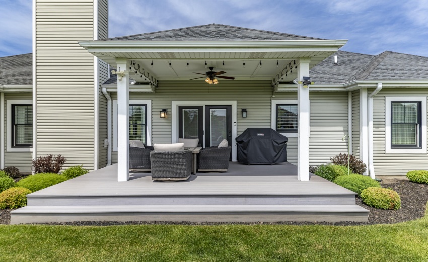 9863 Elle Ave-12