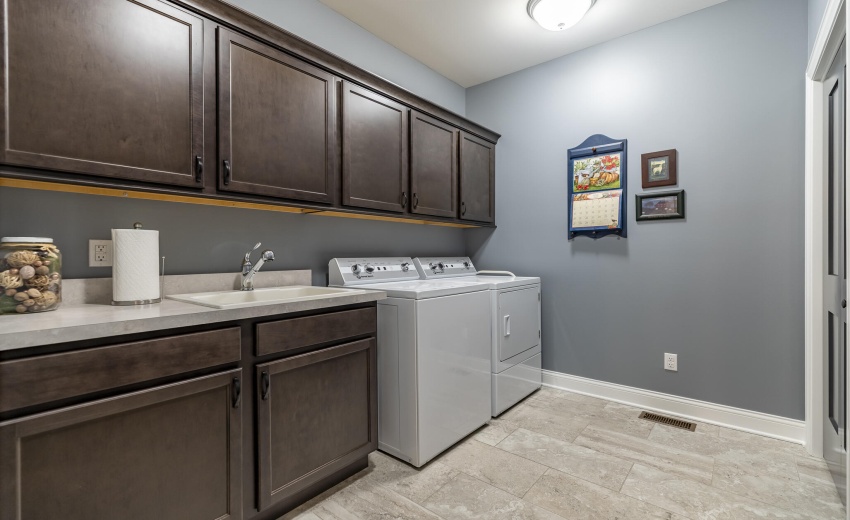 9863 Elle Ave-57