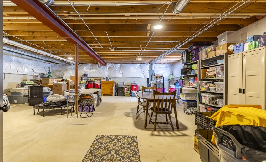 9863 Elle Ave-71