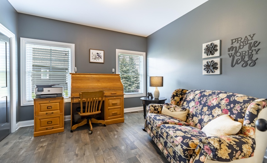 9863 Elle Ave-51