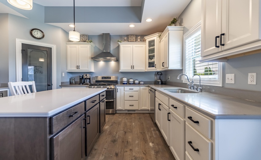 9863 Elle Ave-33