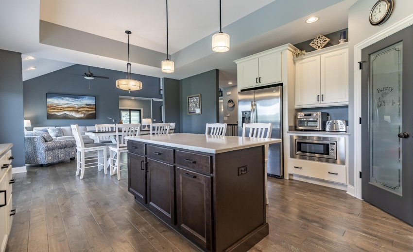 9863 Elle Ave-38
