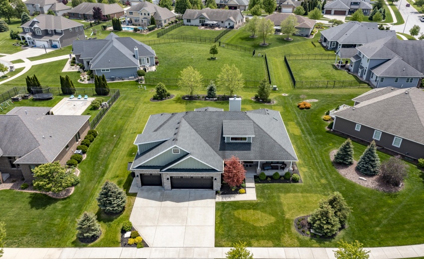 9863 Elle Ave-73