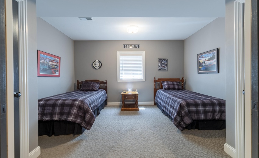 9863 Elle Ave-65