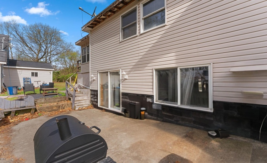side of house up