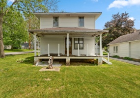 214 Center Street, Valparaiso, Indiana, 2 Bedrooms Bedrooms, 6 Rooms Rooms,2 BathroomsBathrooms,Residential,For Sale,Center,NRA836838
