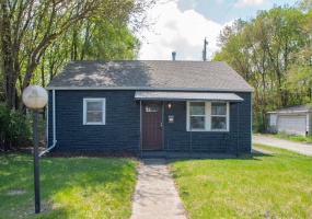 825 14th Avenue, Gary, Indiana, 3 Bedrooms Bedrooms, 6 Rooms Rooms,1 BathroomBathrooms,Residential,For Sale,14th,NRA839576 825 14th Avenue, Gary, Indiana, 3 Bedrooms Bedrooms, 6 Rooms Rooms,1 BathroomBathrooms,Residential,For Sale,14th,NRA839576