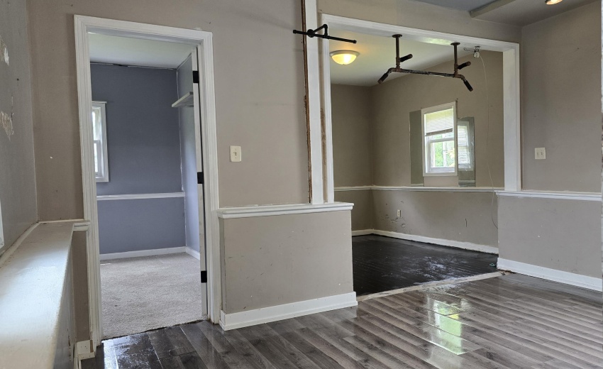 2207 County Line Road Bonus Rooms and Li