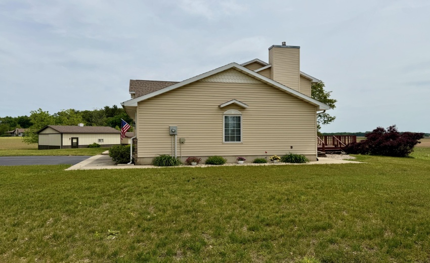 House Side 4