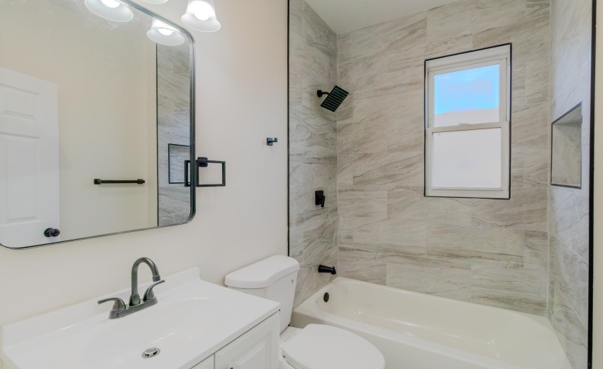 Main Floor Full Bathroom