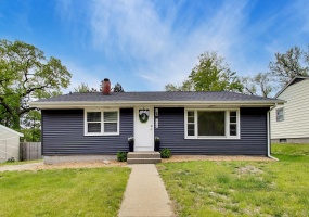 449 Washington Park Boulevard, Michigan City, Indiana, 3 Bedrooms Bedrooms, 7 Rooms Rooms,2 BathroomsBathrooms,Residential,For Sale,Washington Park,NRA839660