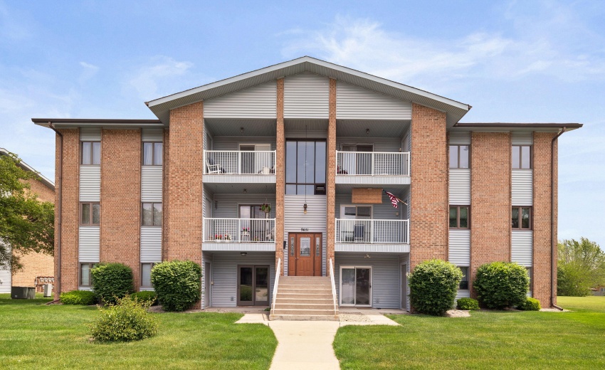 9651-1-Exterior
