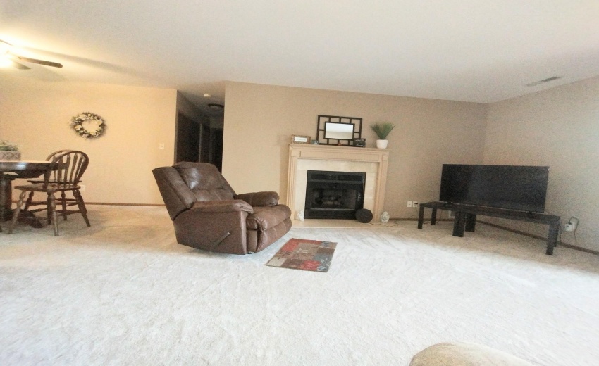 9651-7-New Carpet