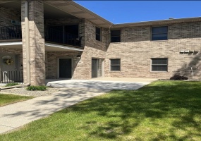 944 Birch Drive, Crown Point, Indiana, 2 Bedrooms Bedrooms, 5 Rooms Rooms,2 BathroomsBathrooms,Residential,For Sale,Birch,NRA839734 944 Birch Drive, Crown Point, Indiana, 2 Bedrooms Bedrooms, 5 Rooms Rooms,2 BathroomsBathrooms,Residential,For Sale,Birch,NRA839734