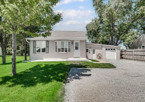 10916 181st Avenue, Lowell, Indiana, 2 Bedrooms Bedrooms, 5 Rooms Rooms,1 BathroomBathrooms,Residential,For Sale,181st,NRA839784