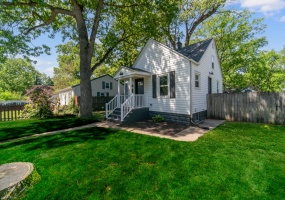 2756 Howard Street, Lake Station, Indiana, 3 Bedrooms Bedrooms, 8 Rooms Rooms,2 BathroomsBathrooms,Residential,For Sale,Howard,NRA839788
