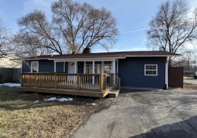 2933 38th Place, Hobart, Indiana, 4 Bedrooms Bedrooms, 9 Rooms Rooms,2 BathroomsBathrooms,Residential,For Sale,38th,NRA836875