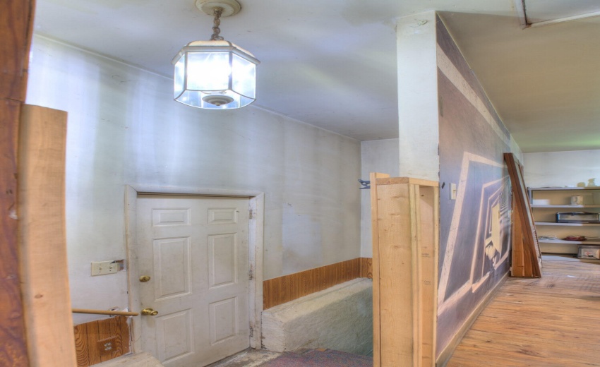 Interior-13