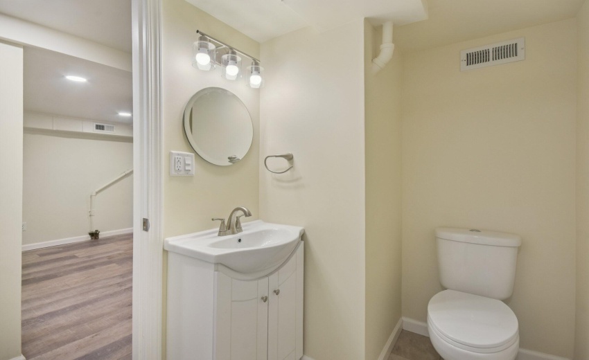 22-web-or-mls-Polk St-S1007-022