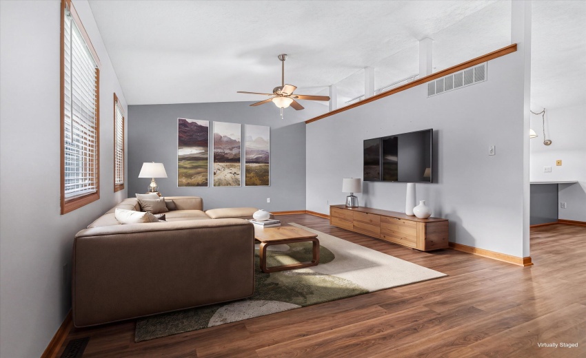 15-264 Springhill Dr-13 Virtually Staged