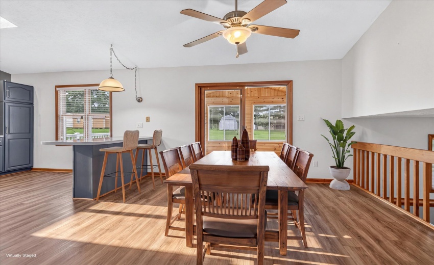 19-264 Springhill Dr-16 Virtually Staged