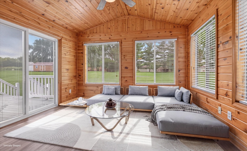 24-264 Springhill Dr-20 Virtually Staged