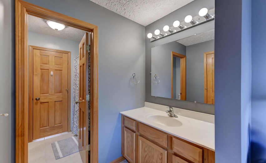 923 Tiler Drive-18