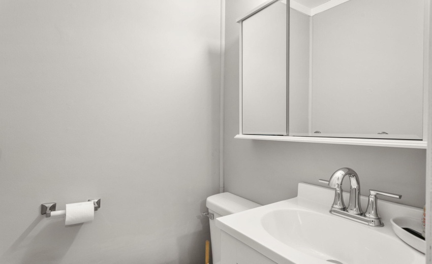 1/2 Main Floor Bathroom