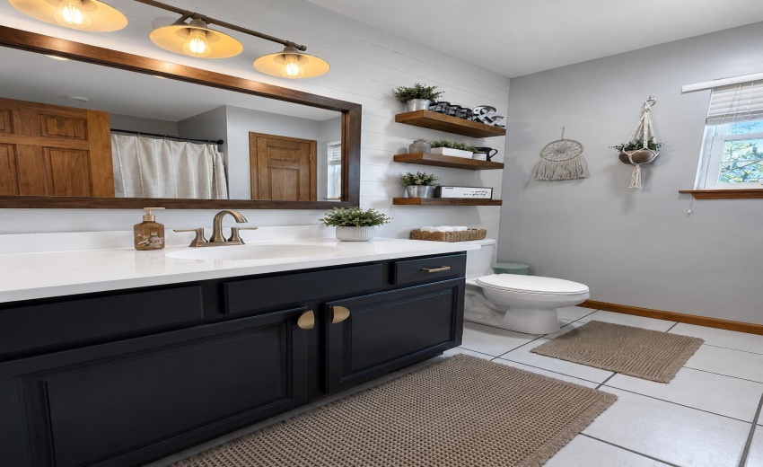 Master bathroom