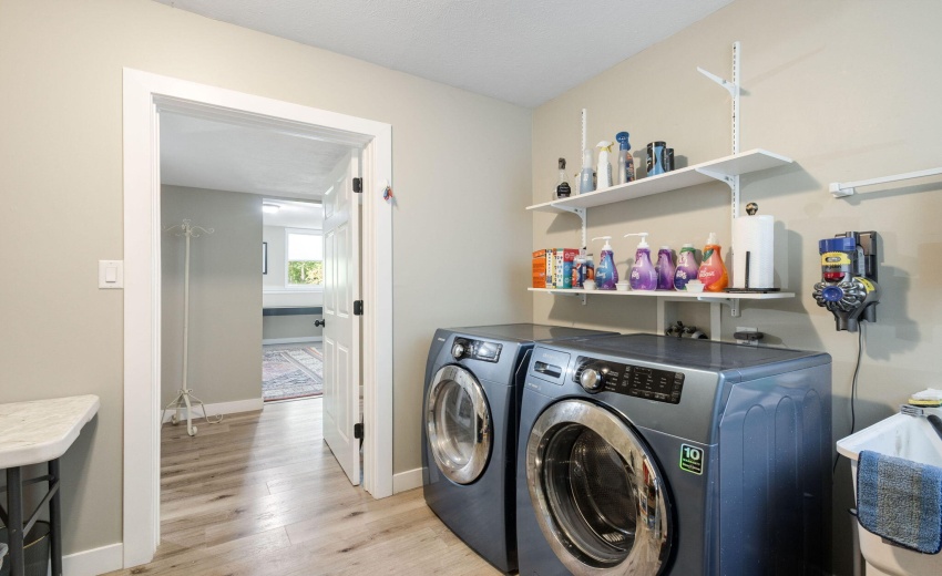 Spacious Laundry Room