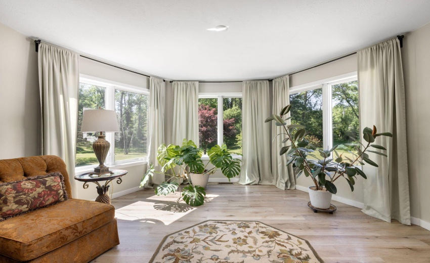 Living Room Detail