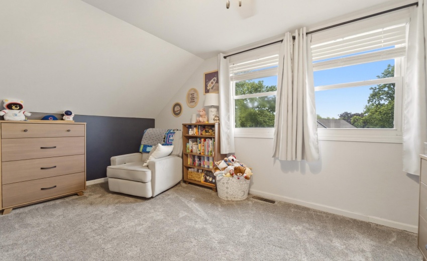 Upper Level 2nd Bedroom