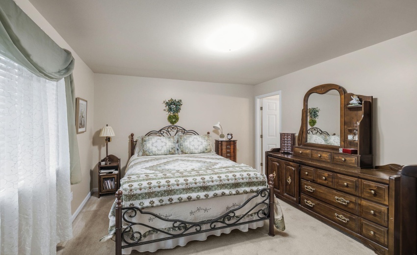 12-web-or-mls-Nottingham-4
