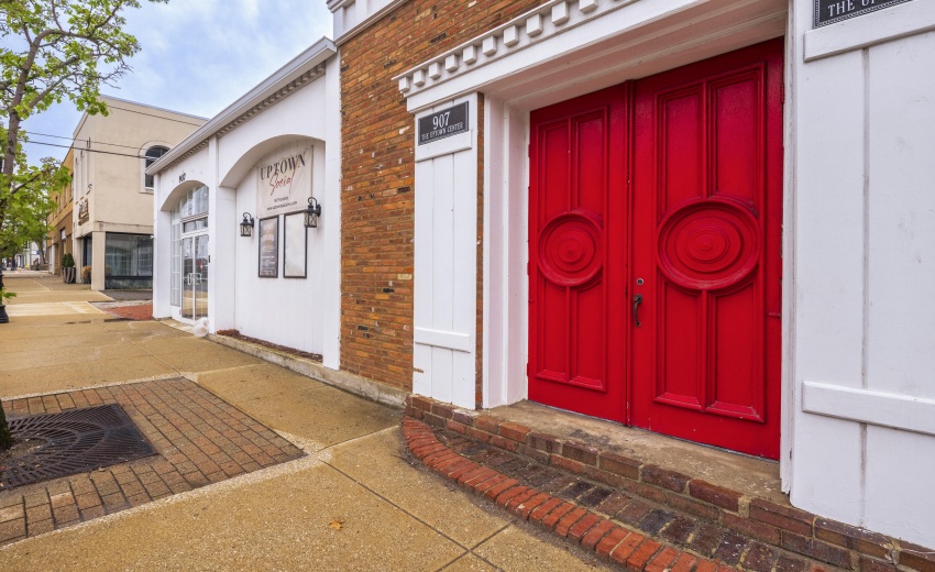 BStoopBallroomFranklinSt0005