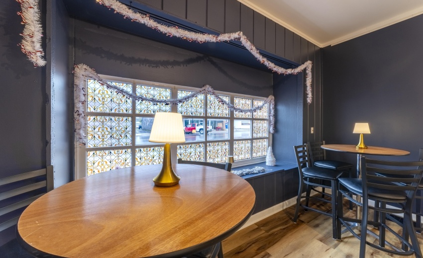 DPubFranklinSt0028