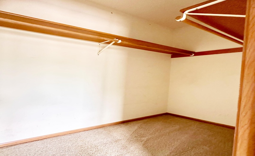 Bedroom 2 Walk-In Closet
