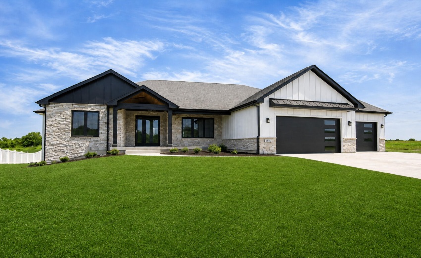 Traci - 10161 Spring Lake, St John, IN 3