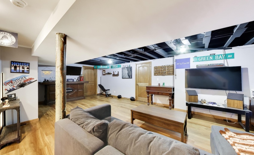 Finished Basement Recreation Room