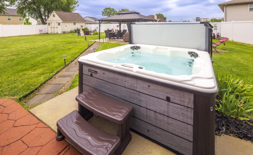 hot tub