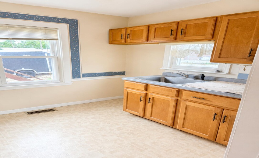 main level kitchen