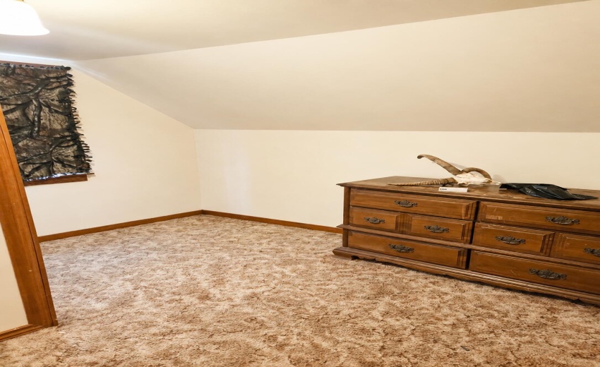 upper bedroom
