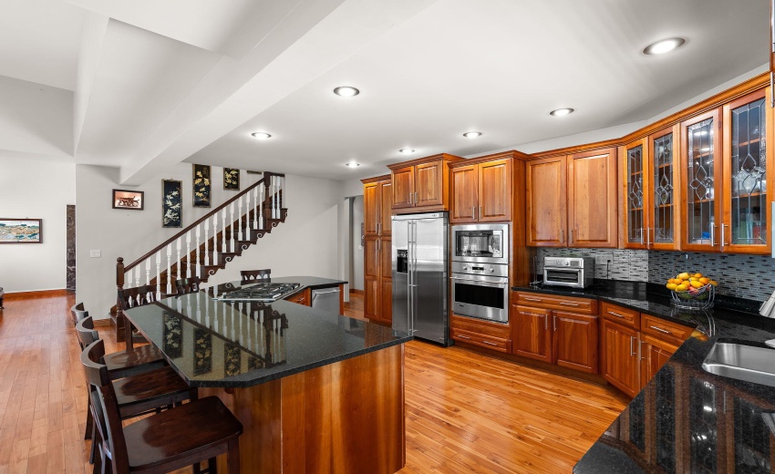 Kitchen 6