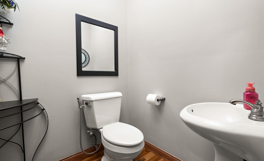 Guest 1/2 Bath 2