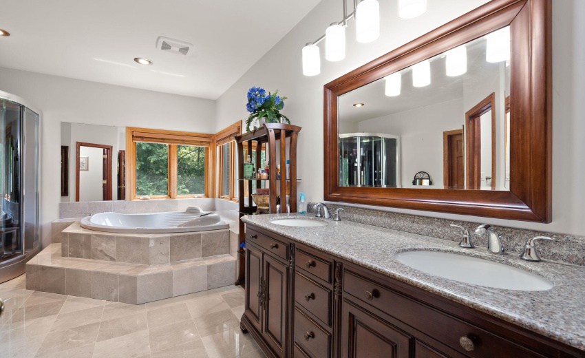 Primary Ensuite