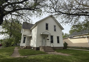 606 Main Street, Michigan City, Indiana, 5 Bedrooms Bedrooms, 8 Rooms Rooms,2 BathroomsBathrooms,Residential,For Sale,Main,NRA840301