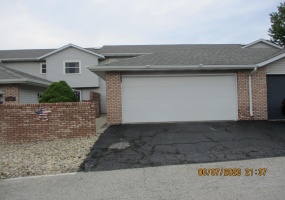 2564 Oakwood Drive, Crown Point, Indiana, 2 Bedrooms Bedrooms, 7 Rooms Rooms,2 BathroomsBathrooms,Residential,For Sale,Oakwood,NRA840310 2564 Oakwood Drive, Crown Point, Indiana, 2 Bedrooms Bedrooms, 7 Rooms Rooms,2 BathroomsBathrooms,Residential,For Sale,Oakwood,NRA840310