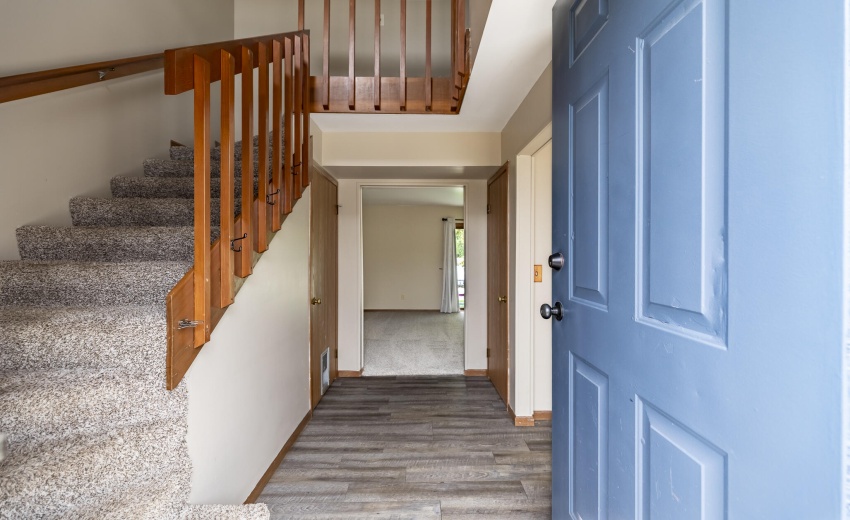 2564 Oakwood Dr-3